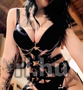 Lola Vác escort girls