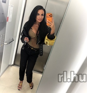 Budapest, Lola 06703047506