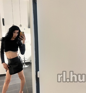 LolaEscort (19 éves) - Telefon: +36 30 / 272-1817 - Budapest