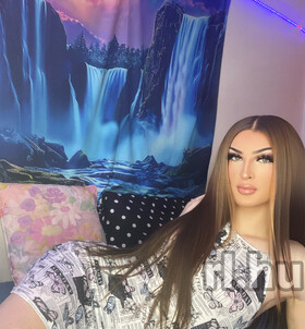 Lona (22 éves) - Telefon: +36 30 / 753-2910 - Budapest, VI