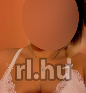 Lora (21+ éves, Nő) - Telefon: +36 30 / 599-3536 - Szolnok, szexpartner