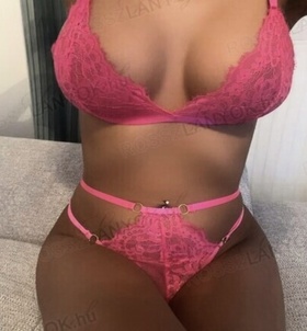 Lorena (24 éves) - Telefon: +36 30 / 826-2755 - Győr