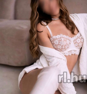 Luna (20 éves) - Telefon: +36 70 / 220-5451 - Budapest, IX