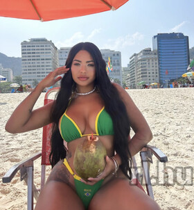 Lunna (25 éves) - Telefon: +36 20 / 311-9805 - Budapest