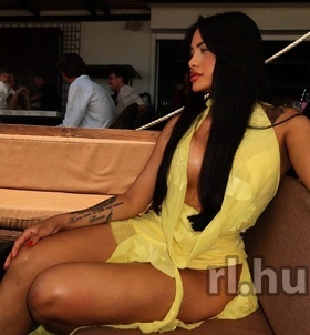 Lunna (25 éves) - Telefon: +36 70 / 273-3802 - Budapest