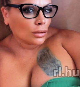 Lusszy Siófok escort Mädchen
