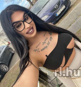 Budapest, Maja 06208243275