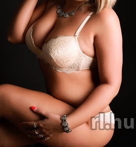 P�cs, Maya 06205880211