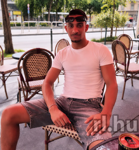 Budapest, Mega_Dick 06707305570