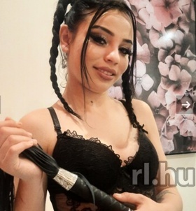 Melani (19+ éves) - Telefon: +36 70 / 635-3251 - Nyíregyháza
