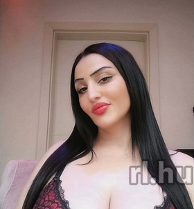 Melania (20 éves) - Telefon: +36 70 / 946-4042 - Eger