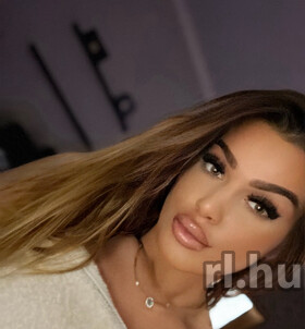 Melany (21+ éves) - Telefon: +36 20 / 779-4218 - Szombathely