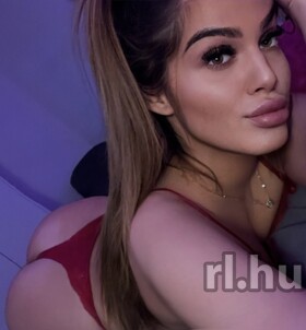 Melany (21+ éves) - Telefon: +36 30 / 641-0657 - Debrecen