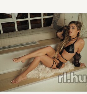 Melany (21+ éves) - Telefon: +36 30 / 641-0657 - Debrecen