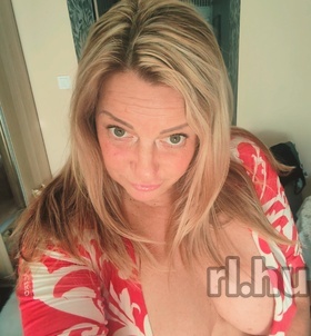 Melcsi (41 éves, Nő) - Telefon: +36 30 / 460-0588 - Budapest, X., szexpartner