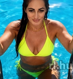 Melina (25 éves) - Telefon: +36 30 / 526-1357 - Nyíregyháza