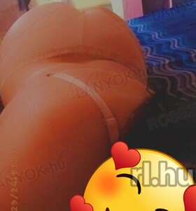 Melissa (20+ éves) - Telefon: +36 30 / 543-0160 - Eger