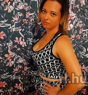 Melissza (28 éves) - Telefon: +36 20 / 624-4888 - Debrecen