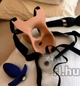 Melles_Dundika (43 éves) - Telefon: +36 30 / 377-7180 - Budapest, VIII