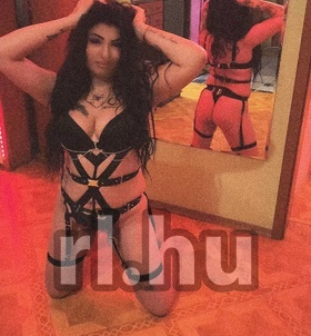 P�cs, Melli 06209622598