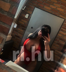 Komrom, Melody 06304736138