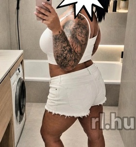 Mélytorkú_Barbi Budapest escort Mädchen