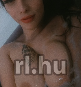 Mercedes (20 éves) - Telefon: +36 20 / 543-3618 - Kunszentmárton