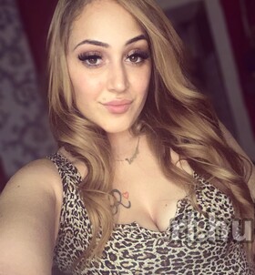 Mercédesz Szekszárd escort Mädchen