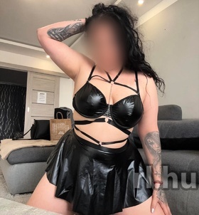 Merci Szeged escort Mädchen