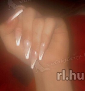 Kom�rom, Merilyn 06305144220