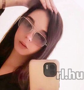 Kom�rom, Merilyn 06305144220