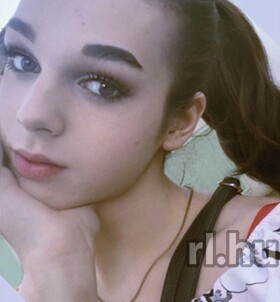 Kom�rom, Merilyn 06305144220