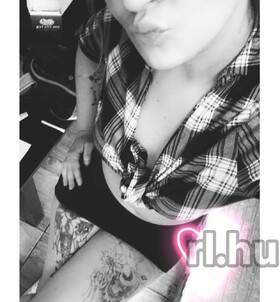 Mesi (22 éves) - Telefon: +36 20 / 470-5814 - Szolnok
