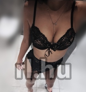 Mia (22 éves) - Telefon: +36 20 / 774-0951 - Pécs
