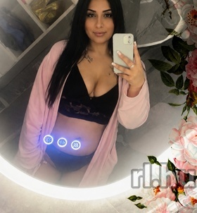 Mia27 Siófok escort Mädchen