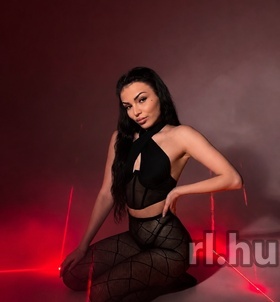 Mia Szeged escort Mädchen