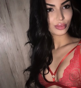 Szeged, Mia 06305407893