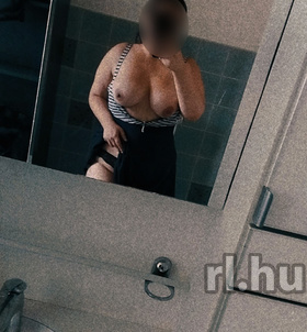 Mia (24 éves) - Telefon: +36 30 / 736-1174 - Komló