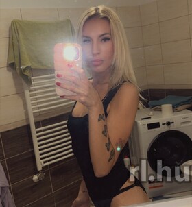 Budapest, Mia 06702785361