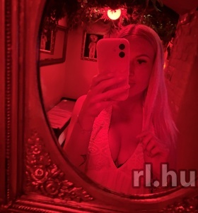 Budapest, Mia 06702785361