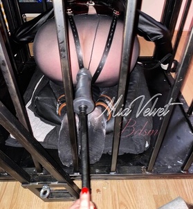 MiaVelvet (33 éves) - Telefon: +36 30 / 439-8122 - Budapest, XV