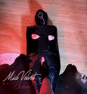 MiaVelvet (33 éves) - Telefon: +36 30 / 439-8122 - Budapest, XV