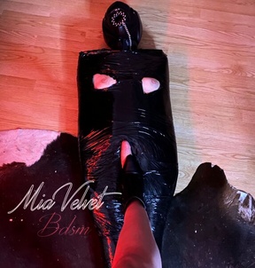 MiaVelvet (33 éves) - Telefon: +36 30 / 439-8122 - Budapest, XV