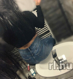 Mimi22 (23 éves) - Telefon: +36 70 / 157-0455 - Tatabánya