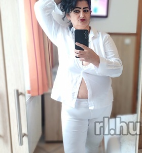 Gy�r, Mira 06302537010