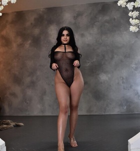 Mira (23+ éves) - Telefon: +36 30 / 379-0190 - Budapest, V