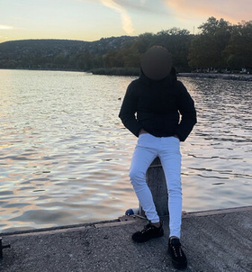 Mirán (18+ éves) - Telefon: +36 20 / 927-1782 - Veszprém