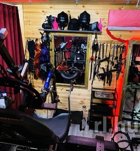 Mistress_Darla_Ky (32 éves) - Telefon: +36 30 / 690-9990 - Budapest