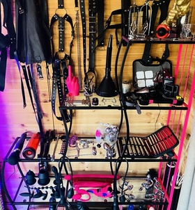 Mistress_Darla_Ky (31 éves) - Telefon: +36 30 / 690-9990 - Budapest, XII