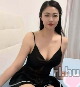 Moliy Budapest escort Mädchen